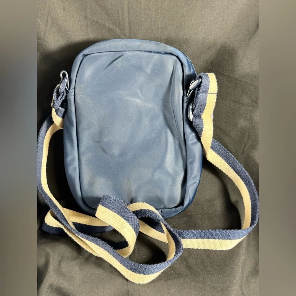 Tommy Hilfiger Men’s Red and Blue Crossbody Bag - Good Condition - Picture 4 of 16